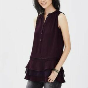 BANANA REPUBLIC Tiered Ruffle Sleeveless Blouse